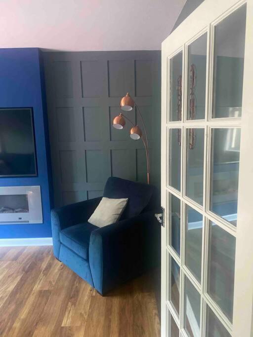 Lovely 2 Bedroom With Private Garden Edinburg Exteriör bild
