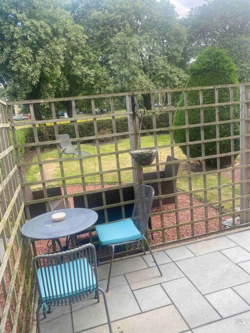 Lovely 2 Bedroom With Private Garden Edinburg Exteriör bild